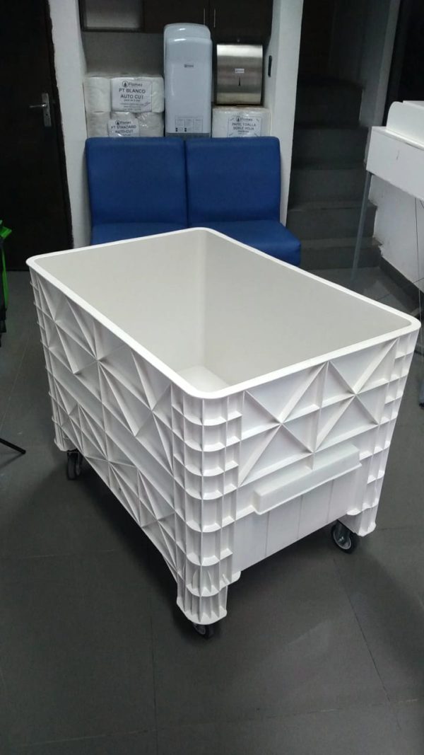 Caja Plastica 370 L, Completa (Ruedas y Tapa) - Imagen 8