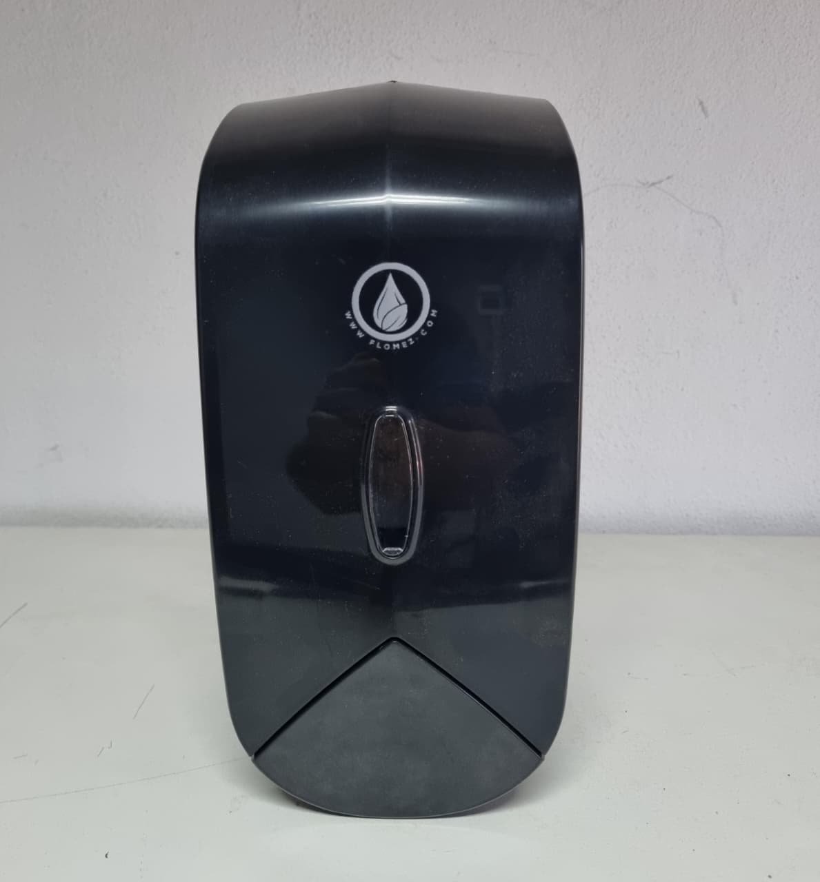 Dispenser Linea Higi Negro - Imagen 3