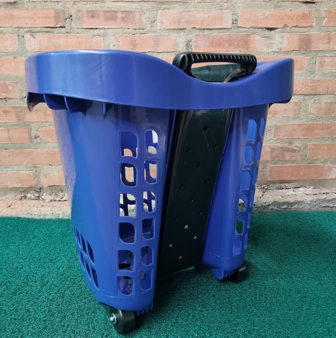 Canasta mercado azul con ruedas, 30 L - Imagen 3